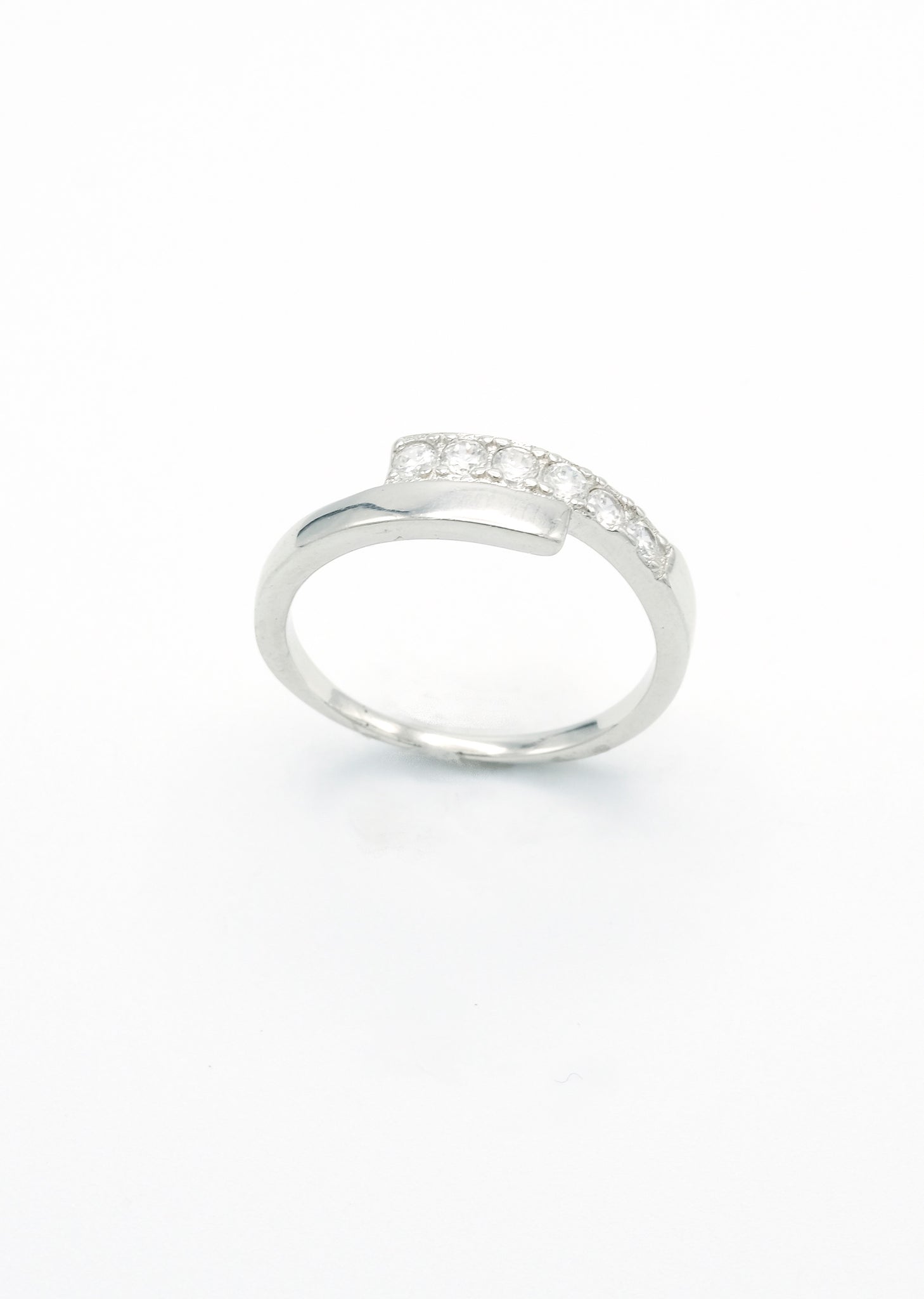 Cross Over CZ Band Ring