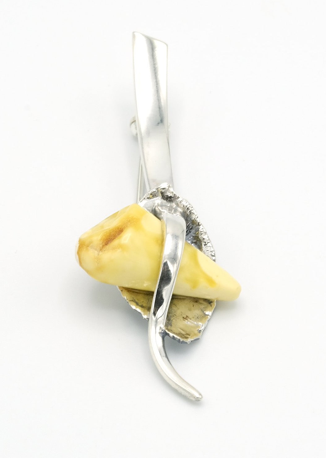Contemporary Butter Amber Leaf Pin/Pendant