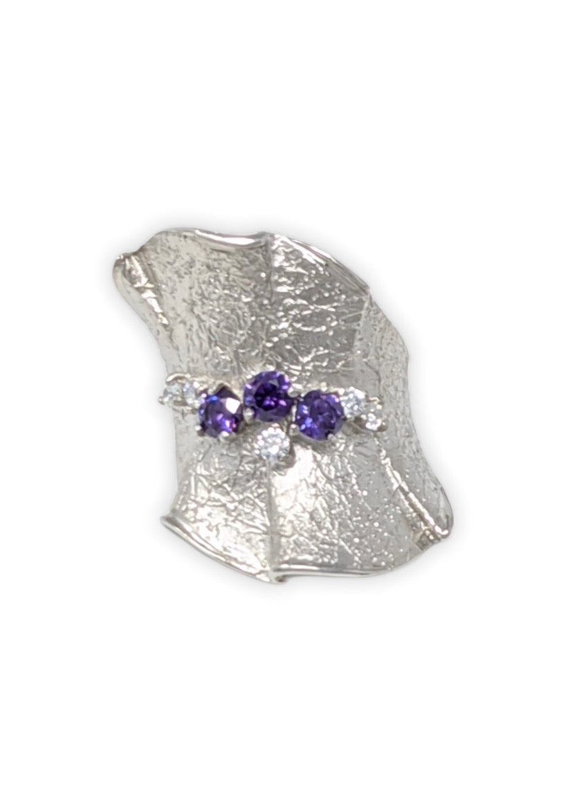 Ribbon Waves Ring in Sterling Silver with Amethyst & CZ